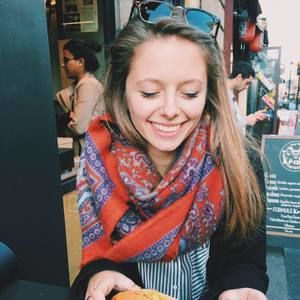 Meet your Posher, Olivia